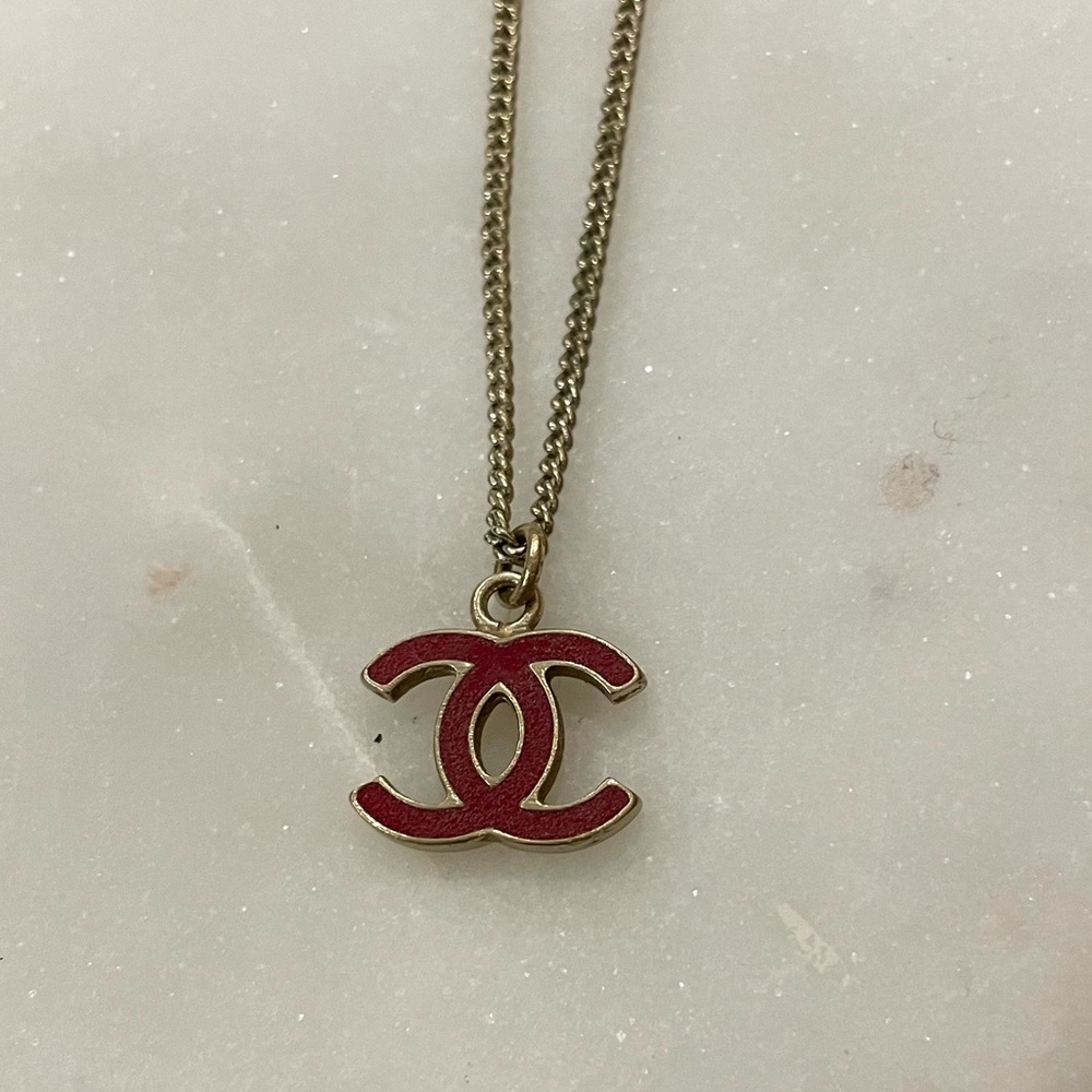 AUTHENTIC CHANEL Coco CC Red Enamel Necklace 16” Chain